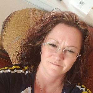 Meet your Posher, Joy